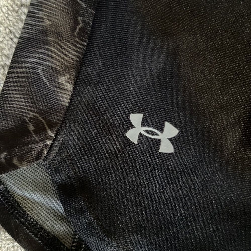 NWT Under Armour shorts - Picture 2 of 6